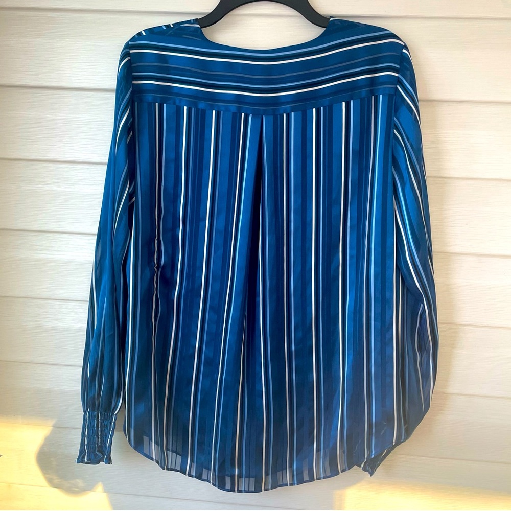 White House Black Market | Blue Cuffed Sleeve Blouse with Wrap Design - Picture 2 of 5